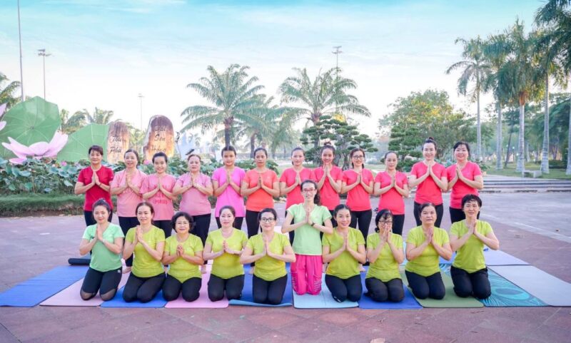 CLB Trang Yoga