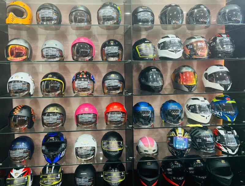 Royal Helmet
