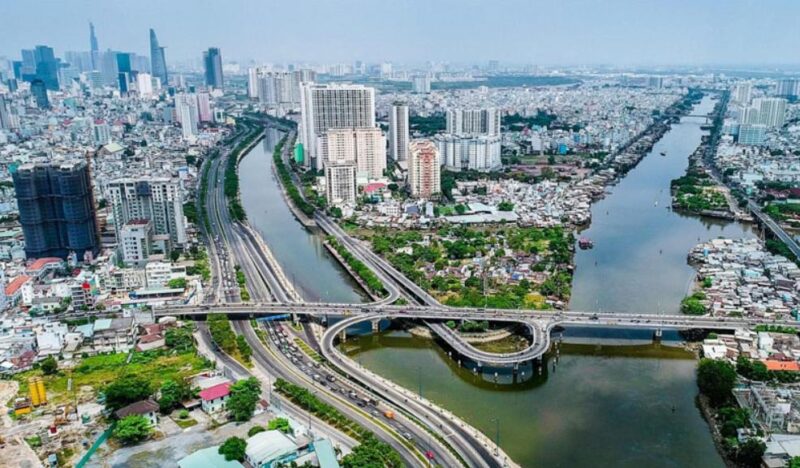 Quận 4 – Khu vực thuê căn hộ dịch vụ sát Quận 1 giá mềm